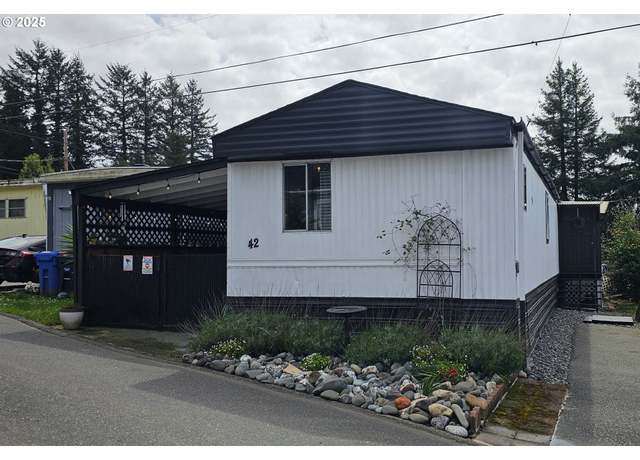 Property at 97883 Court St #42, Brookings, OR 97415, 2 beds, 1 bath