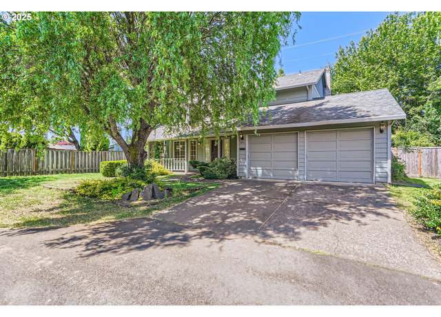 Property at 1811 NE 56th Ave, Hillsboro, OR 97124, 4 beds, 2.5 baths