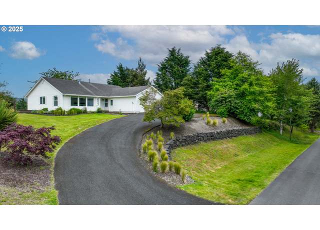 Property at 657 Summit Ave, Gearhart, OR 97138, 3 beds, 2 baths
