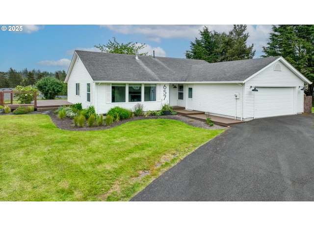 Property at 657 Summit Ave, Gearhart, OR 97138, 3 beds, 2 baths