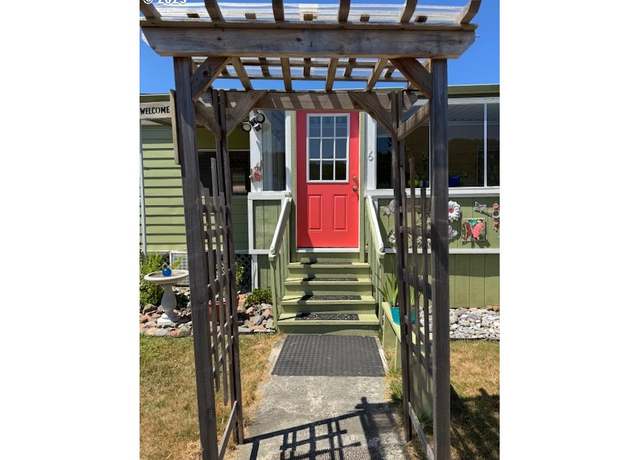 Property at 16131 W Hoffeldt Ln #16, Brookings, OR 97415, 1 bed, 1 bath