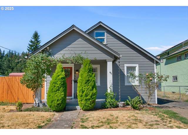 Property at 936 S Water St, Silverton, OR 97381, 3 beds, 1 bath