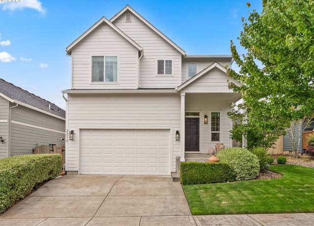 Property at 2210 S White Salmon Dr, Ridgefield, WA 98642, 3 beds, 2.5 baths
