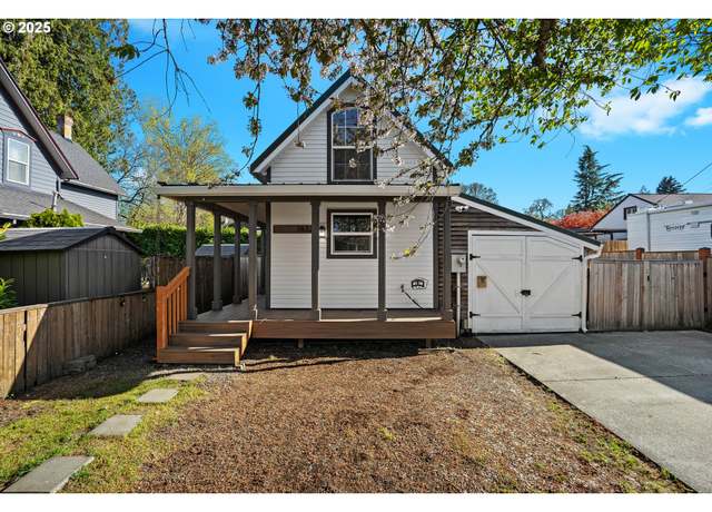 Property at 1832 18th Ave, Forest Grove, OR 97116, 2 beds, 1 bath