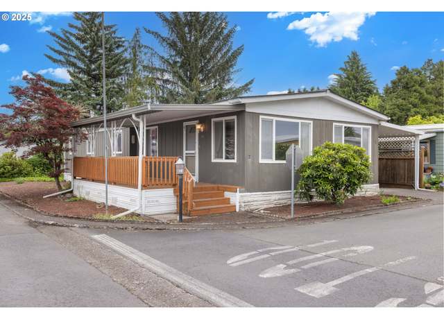 Property at 1800 Lakewood Ct #88, Eugene, OR 97402, 3 beds, 2 baths