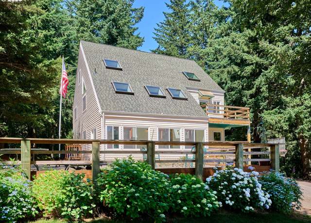 Property at 24983 S Beeson Rd, Beavercreek, OR 97004, 3 beds, 3 baths