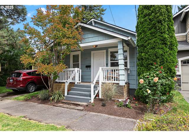 Property at 927 N Baldwin St, Portland, OR 97217, 2 beds, 1 bath