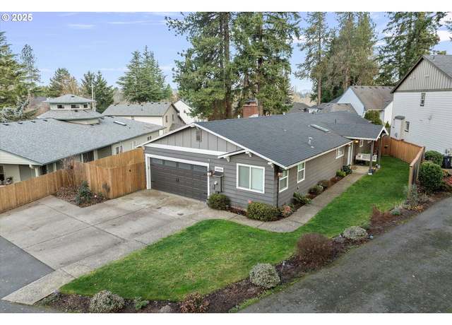 Property at 20250 SW 93rd Ave, Tualatin, OR 97062, 3 beds, 2.5 baths