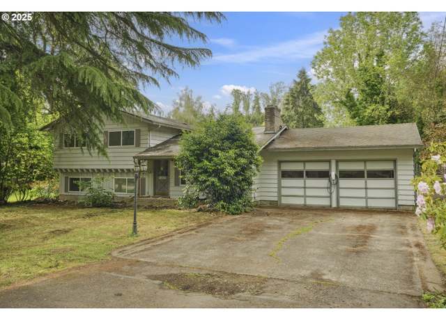Property at 1237 Blankenship Rd, West Linn, OR 97068, 4 beds, 2.5 baths