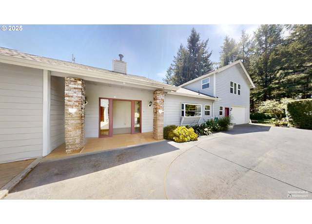 Property at 96170 Cape Ferrelo Rd, Brookings, OR 97415, 3 beds, 3.5 baths