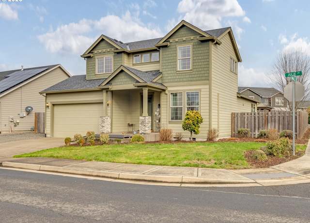 Property at 907 Julie Ln, Molalla, OR 97038, 4 beds, 2.5 baths