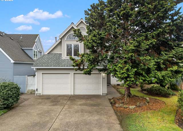 Property at 304 N Lotus Isle Dr, Portland, OR 97217, 3 beds, 3 baths