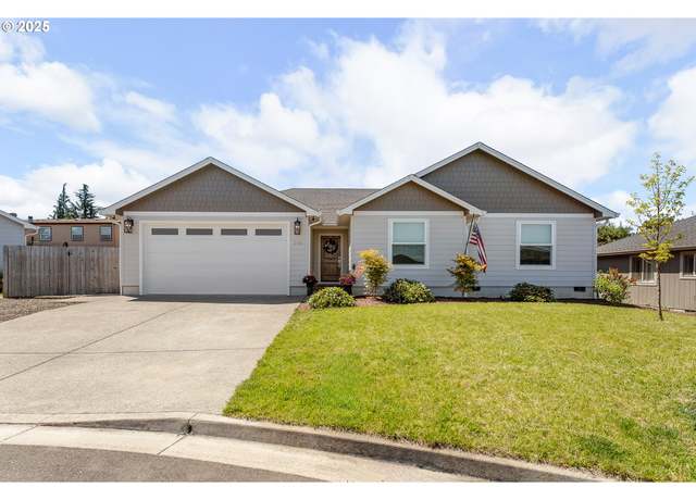 Property at 395 Brady Ln, Roseburg, OR 97471, 3 beds, 2 baths