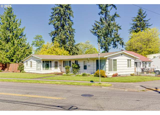 Property at 5215 N Willis Blvd, Portland, OR 97203, 3 beds, 2 baths