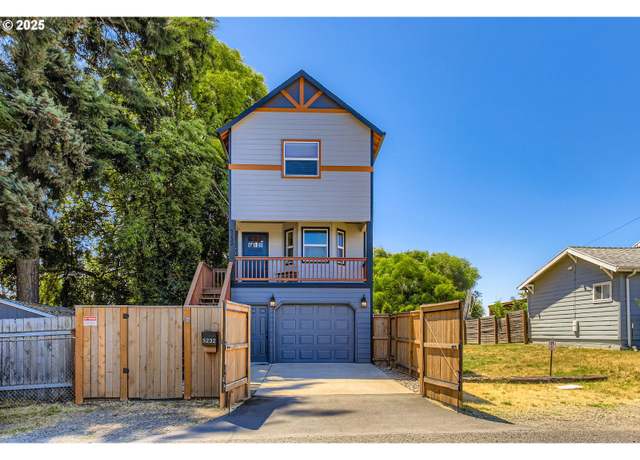 Property at 5232 SE Malden St, Portland, OR 97206, 3 beds, 2.5 baths