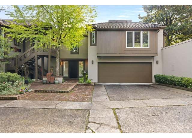 Property at 725 NW Westover Ter, Portland, OR 97210, 2 beds, 2 baths