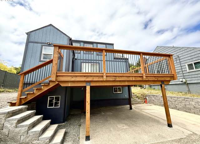 Property at 1350 N 8th St, Coos Bay, OR 97420, 2 beds, 2 baths