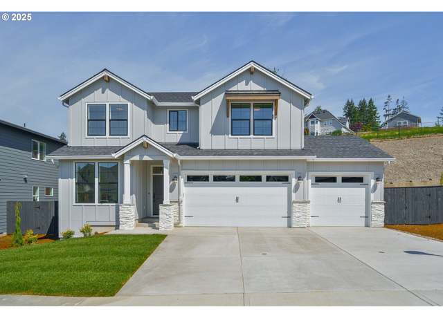 Property at 137 W 20th Way, La Center, WA 98629, 5 beds, 2.5 baths