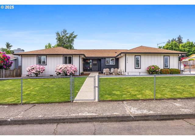 Property at 6696 Doral Dr SE, Salem, OR 97306, 4 beds, 2.5 baths