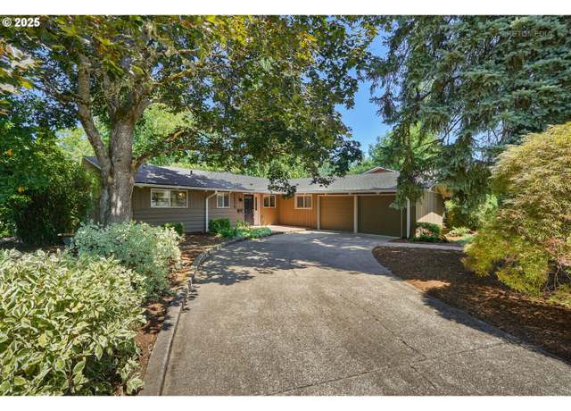 Property at 12375 SW Foothill Dr, Portland, OR 97225, 3 beds, 2 baths