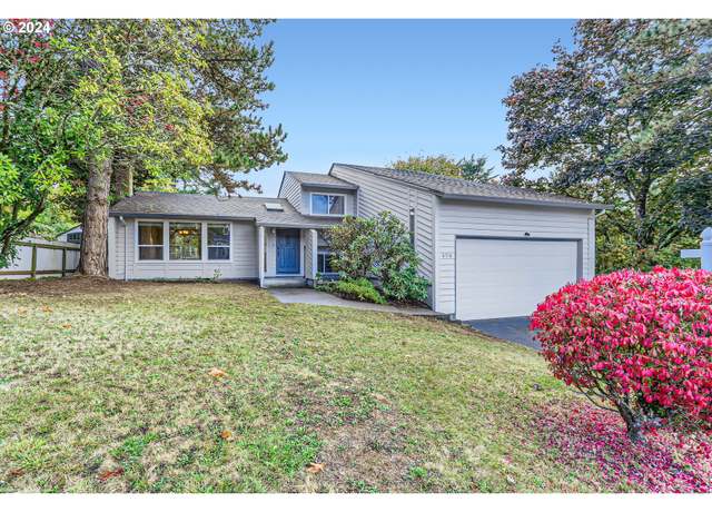 Property at 6518 SW 35th Ave, Portland, OR 97221, 3 beds, 3 baths
