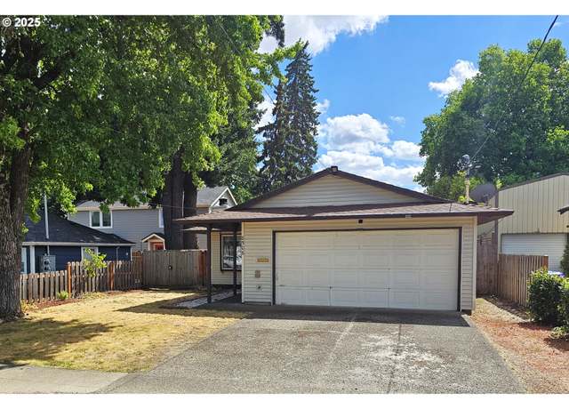Property at 8506 NE Hassalo St, Portland, OR 97220, 3 beds, 2 baths