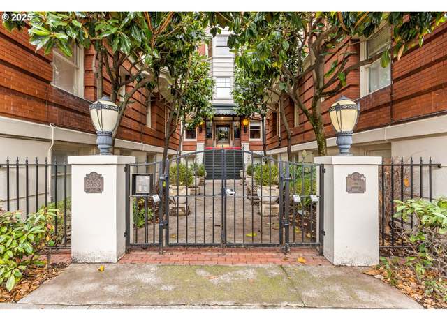 Property at 2083 NW Johnson St #34, Portland, OR 97209, 1 bed, 1 bath