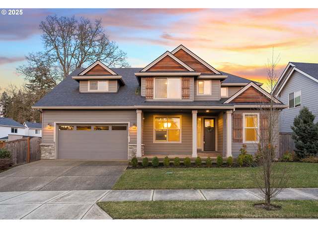 Property at 1652 N Sweetgum St, Canby, OR 97013, 4 beds, 2.5 baths