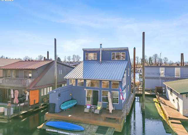 Property at 534 N Tomahawk Island Dr, Portland, OR 97217, 2 beds, 2 baths