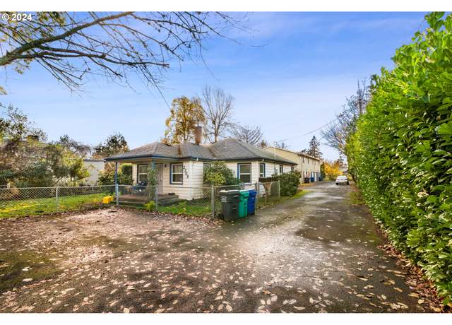 Property at 2309 SE 90th Ave, Portland, OR 97216, 11 beds, 8.5 baths