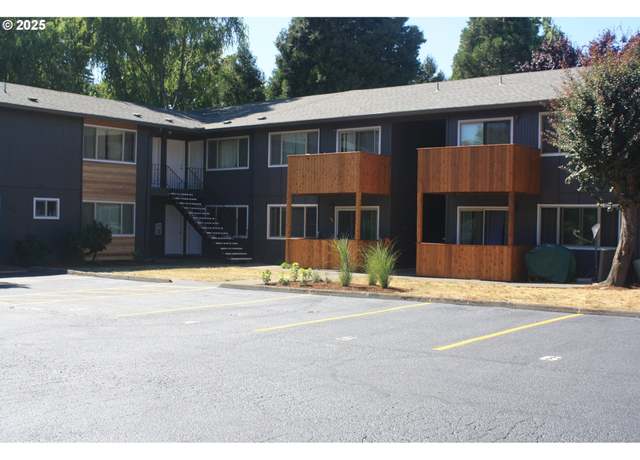 Property at 1184 NE Turner Dr, Hillsboro, OR 97124, 17 beds, 10 baths