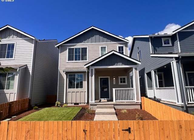 Property at 1251 Parkside Ave, Woodburn, OR 97071, 3 beds, 2 baths