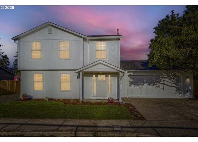 Property at 1189 S Aspen Way, Canby, OR 97013, 3 beds, 2.5 baths