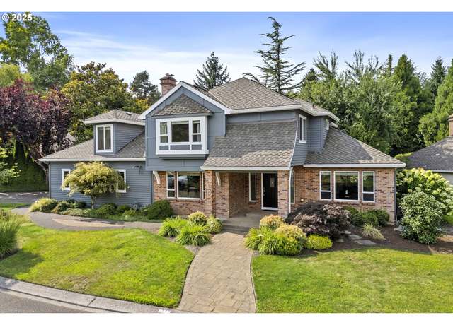 Property at 3777 Rivers Edge Dr, Lake Oswego, OR 97034, 4 beds, 2.5 baths