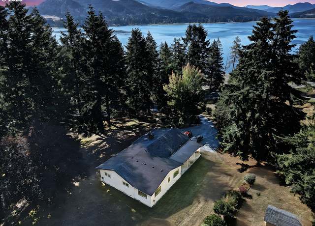 Property at 75718 London Rd, Cottage Grove, OR 97424, 4 beds, 2 baths