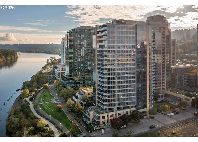 Property at 836 S Curry St #900, Portland, OR 97239, 2 beds, 2.5 baths