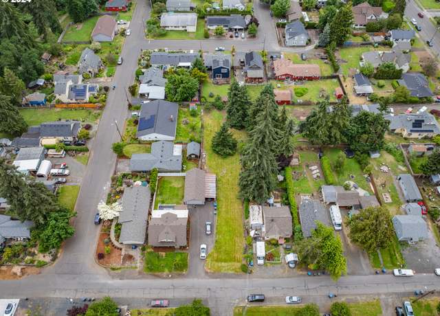 Property at Cowing, Silverton, OR 97381