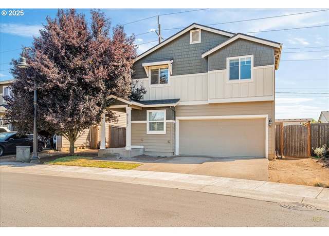 Property at 11501 NE 131st Pl, Vancouver, WA 98682, 4 beds, 2.5 baths