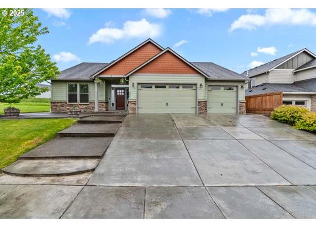 Property at 834 N 13th Pl, Ridgefield, WA 98642, 3 beds, 2 baths