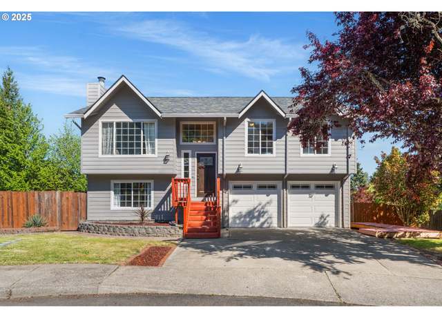 Property at 6931 SE 115th Ave, Portland, OR 97266, 4 beds, 3 baths