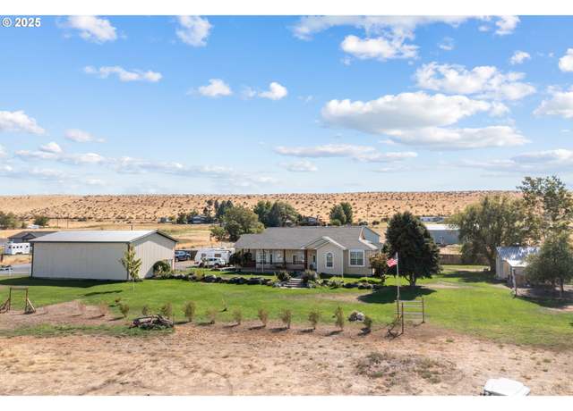 Property at 81810 Lee Estates Ln, Umatilla, OR 97882, 3 beds, 2 baths
