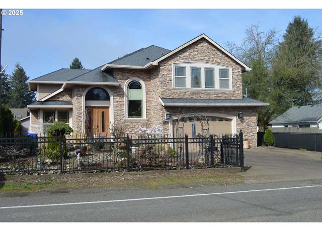 Property at 4107 NE 105th Ave, Portland, OR 97220, 4 beds, 3.5 baths