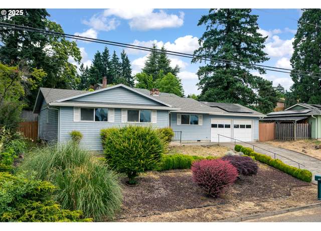 Property at 7835 SE Roots Rd, Milwaukie, OR 97267, 3 beds, 1 bath
