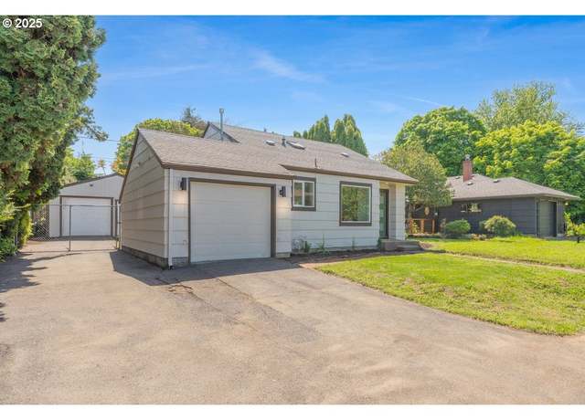 Property at 8426 NE Sumner St, Portland, OR 97220, 3 beds, 1 bath
