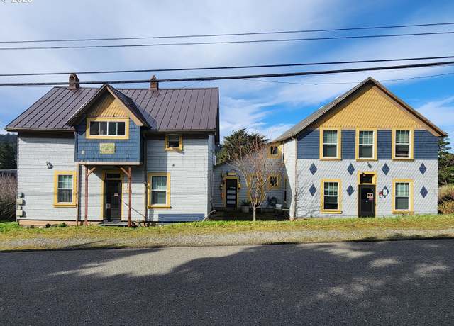 Property at 935 Jackson St, Port Orford, OR 97465, 3 beds, 8 baths