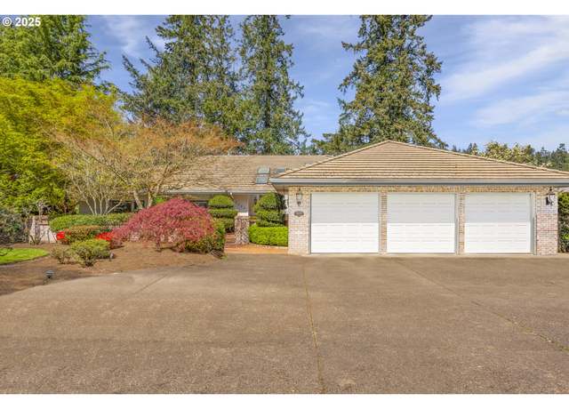 Property at 7899 SW Edgewater, Wilsonville, OR 97070, 4 beds, 3.5 baths