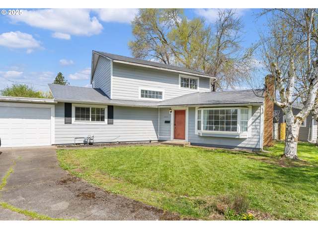 Property at 12231 NE Stanton St, Portland, OR 97230, 3 beds, 2 baths