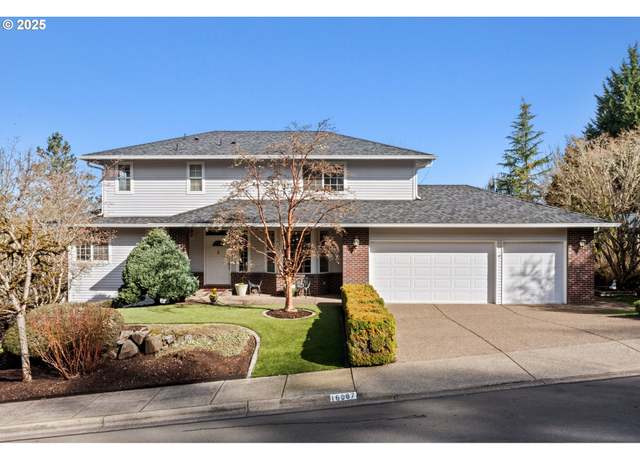 Property at 16067 SW Highpoint Dr, Sherwood, OR 97140, 3 beds, 3.5 baths