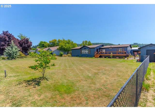 Property at 4309 Long St Unit B, Sweet Home, OR 97386, 3 beds, 2 baths