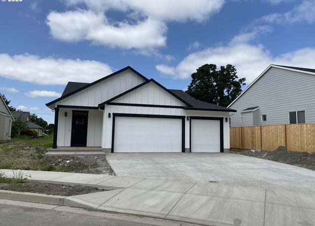 Property at 665 Parker Loop, Silverton, OR 97381, 3 beds, 2 baths